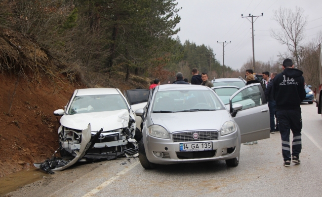 Abant Tabiat Parkı yolunda trafik kazası: 8 yaralı