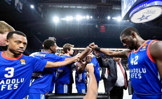 Anadolu Efes evinde çok rahat