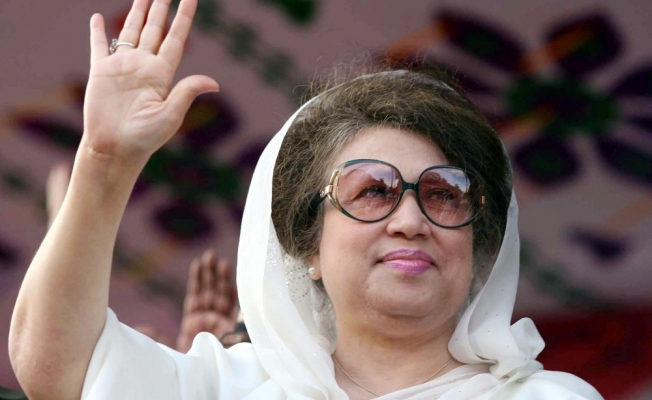 Bangladeş’in eski Başbakanına 5 sene hapis cezası verildi