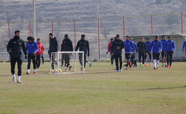 Evkur Malatyaspor çıkışa geçmek istiyor