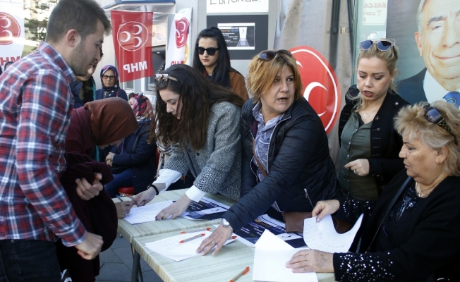 MHP’li kadınlardan imza kampanyası