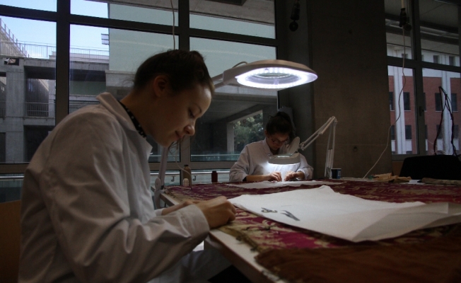 Osmanlı’dan kalma tekstillere Finlandiyalı öğrenciler hayat veriyor