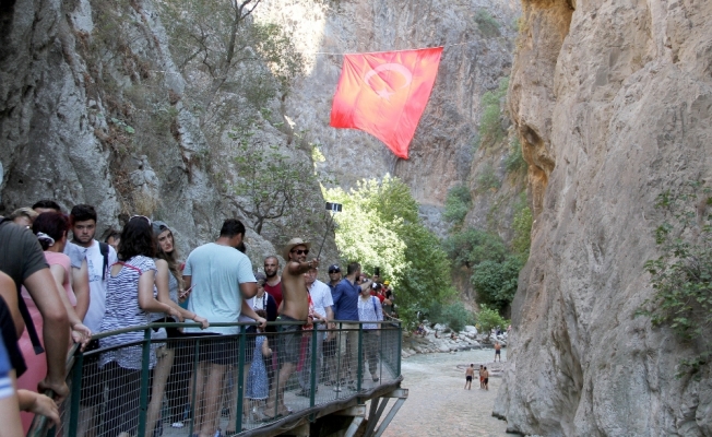 Saklıkent Kanyonu’na ziyaretçi akını