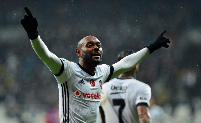 Vagner Love siftah yaptı