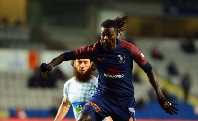 Adebayor Beşiktaş’ın golcülerini geride bıraktı