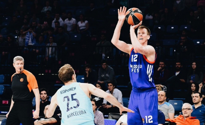 Anadolu Efes farklı yenildi