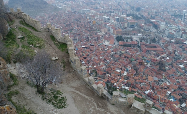 Bu manzarayı görebilmek için 701 basamak çıkıyorlar