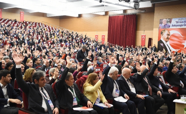 CHP’de 4. madde delegelerin onayından geçemedi