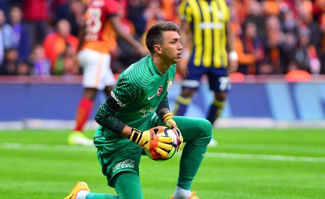 Galatasaray’da Fenerbahçe maçlarının en deneyimlisi Muslera