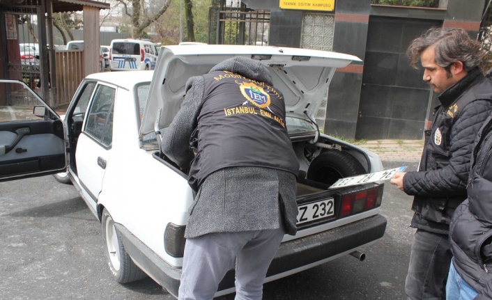 İstanbul’da okul önünde polisten sıkı denetim