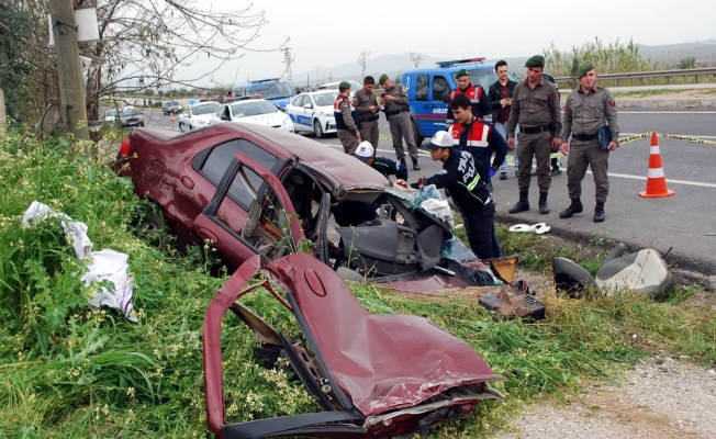 Manisa’da feci kaza: 3 ölü