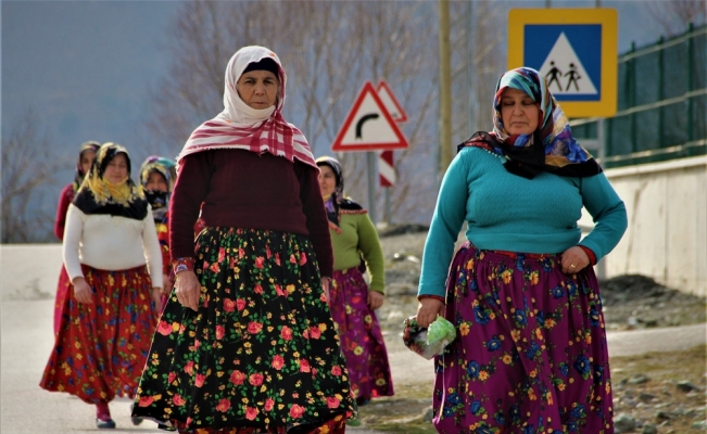 Osmanlı kadınlarının geleneği bu köyde devam ediyor