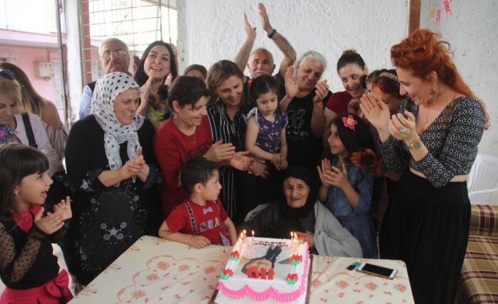 110 yaşındaki kadına doğum günü sürprizi