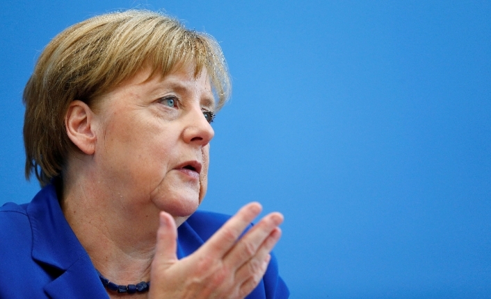 Bir destek de Merkel’den