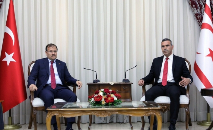 Çavuşoğlu KKTC Meclis Başkanı ile görüştü