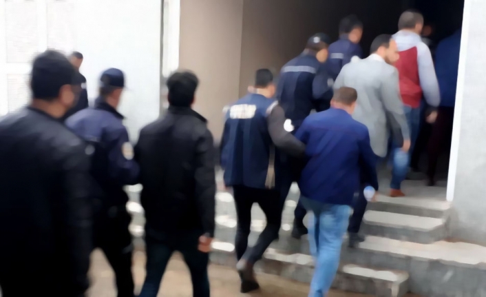 FETÖ’nün gaybubet evlerine operasyon: 11 gözaltı