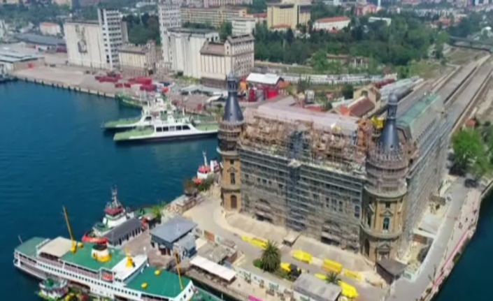 Haydarpaşa Garı’nda restorasyon çalışmaları havadan görüntülendi