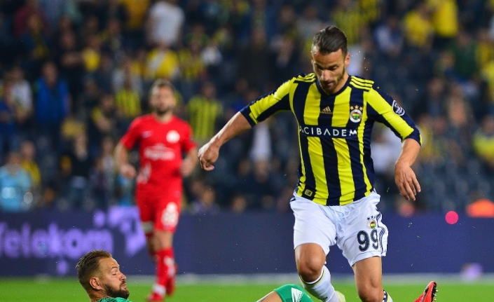 İlk  yarıda 3 gol var