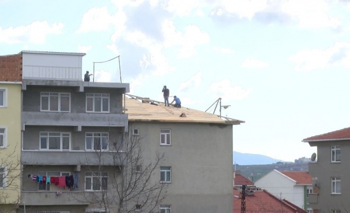 İşçilerin tehlikeli çalışması yürekleri ağza getirdi