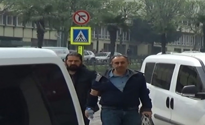 O polis bir ay önce de okulu basmış