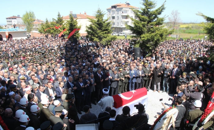 Samsun şehidini uğurladı