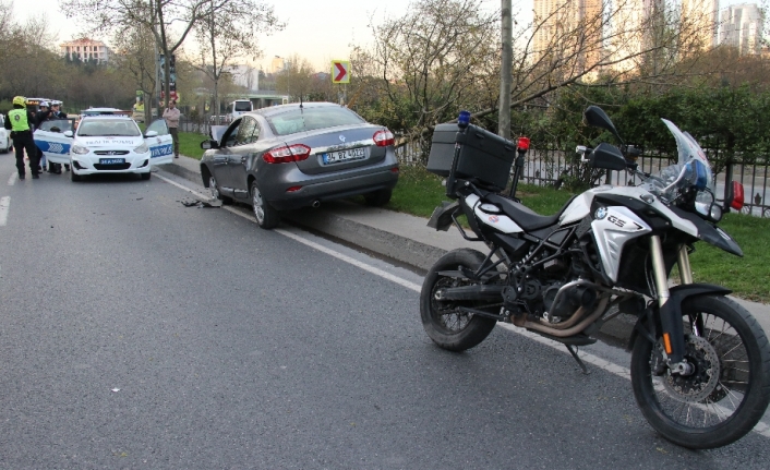 Şişli’de polis aracı kaza yaptı: 2 yaralı