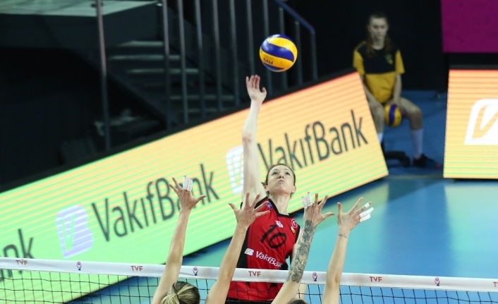 VakıfBank, Eczacıbaşı VitrA’yı 3-0 yendi