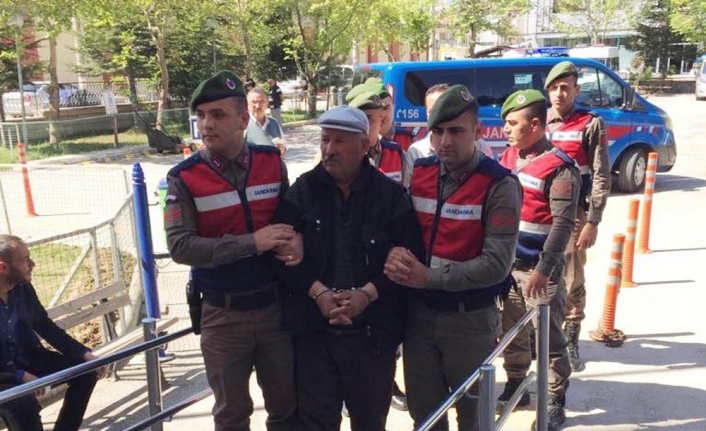 6 ay önce hapisten çıkan şahıs yeğenlerini öldürdü