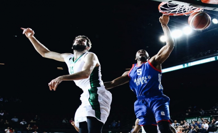 Anadolu Efes yarı finalde