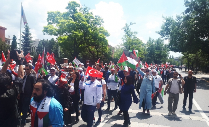 Ankara’da binlerce kişi İsrail ve ABD’yi protesto etti