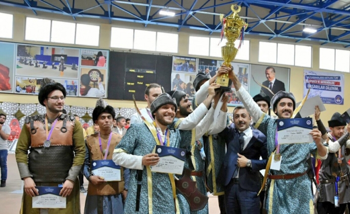 Geleneksel Türk Okçuluğu turnuvası Ankara’da yapıldı