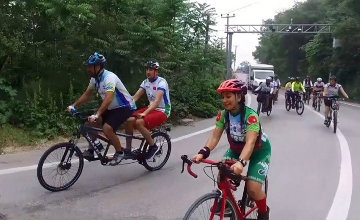 Görmeden Uludağ’a pedalladılar