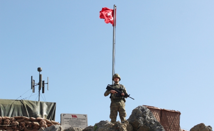 Irak sınırında kahramanlık anıtı