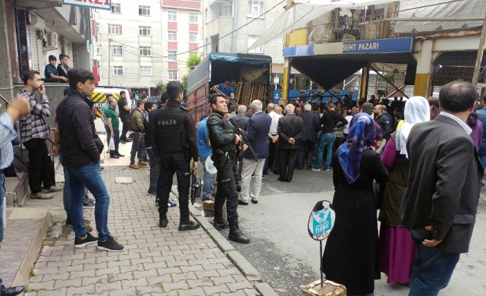 İstanbul’da pazarcıların kavgası kanlı bitti