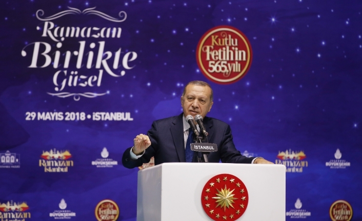 "İstanbul’un fethi bizim iftihar birileri için de felaket günüdür"