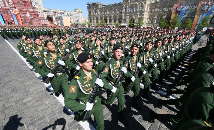 Rusya ’Zafer Bayramı’nı kutladı