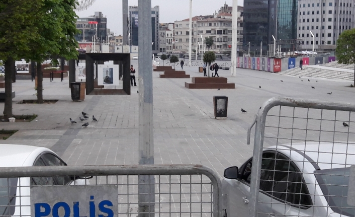 Taksim Meydanı kuşlara kaldı