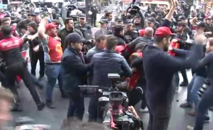 Taksim’e yürümek isteyen göstericilere müdahale