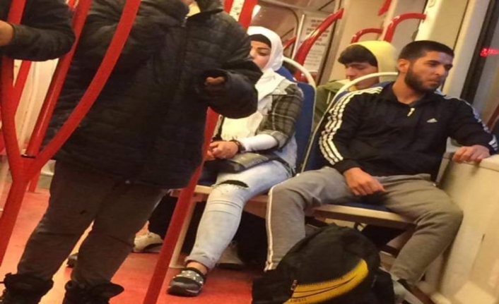Tramvayda insanlık dersi