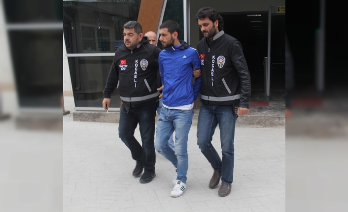 Yaşlı kadını gasp etmişlerdi: Tutuklandılar