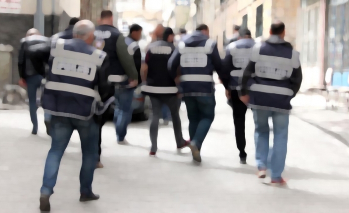 Antalya’da FETÖ operasyonu: 17 gözaltı