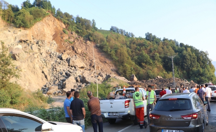 Artvin’de heyelan: 2’si asker 3 yaralı