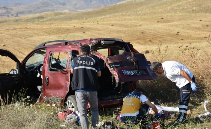 Aynı mevkide iki ayrı trafik kazası: 1 ölü, 6 yaralı