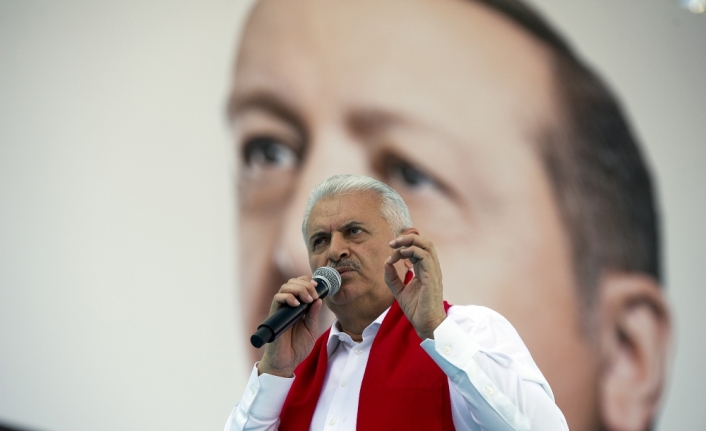 "Bu seçim yapım ekibi ile yıkım ekibi arasında yapılıyor"