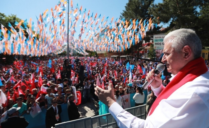 "CHP’nin iki genel başkanı var"