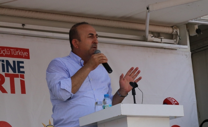 "Darbe gecesi fare gibi saklandınız, korkaklar"