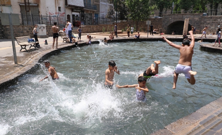 Diyarbakır’da aşırı sıcaklar bunalttı