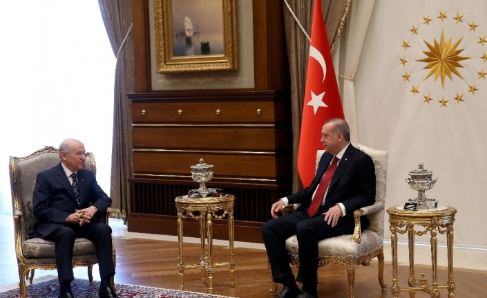 Erdoğan ile Bahçeli’nin görüşmesi başladı