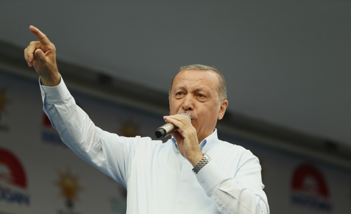 Erdoğan’dan Kılıçdaroğlu ve İnce’ye başörtüsü eleştirisi