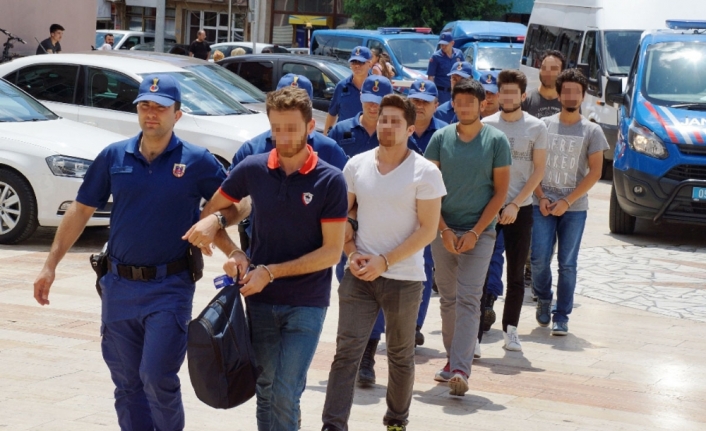 FETÖ’nün sözde Çorum sorumlusu Aydın’daki hücre evinde sahte kimlikle yakalandı